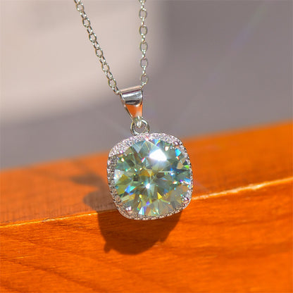Silver Pendant Necklace