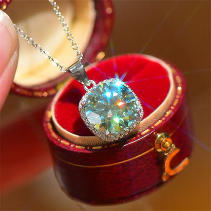 Silver Pendant Necklace
